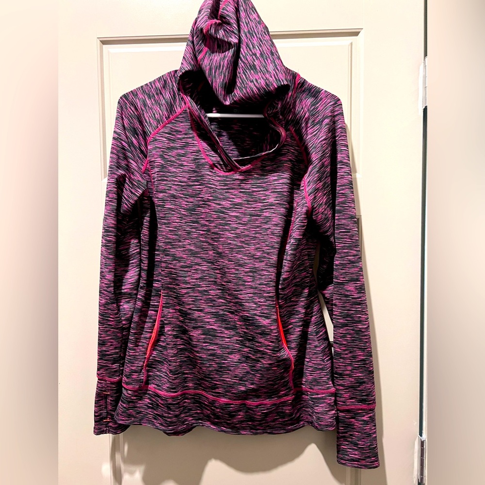 Athletic pullover